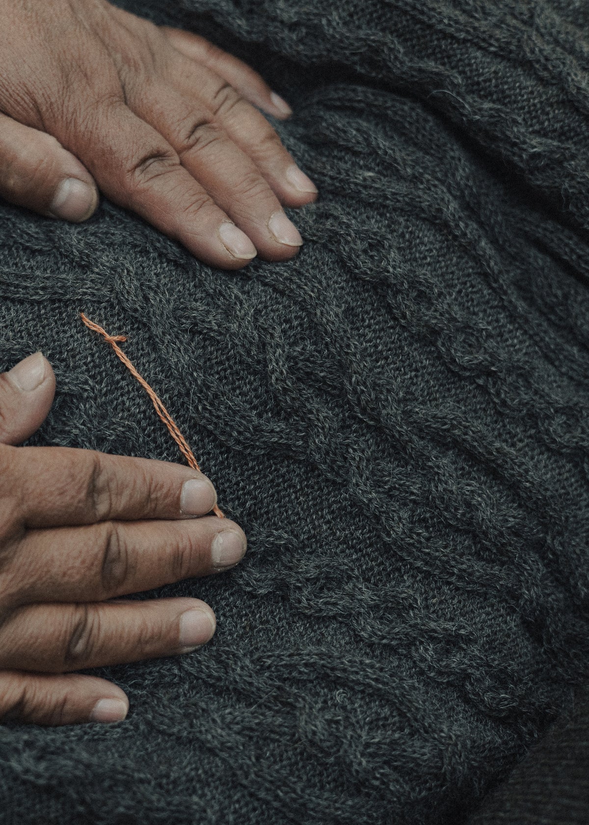 Pala cardigan – llama | Pure smokey brown Cardigan aiayu