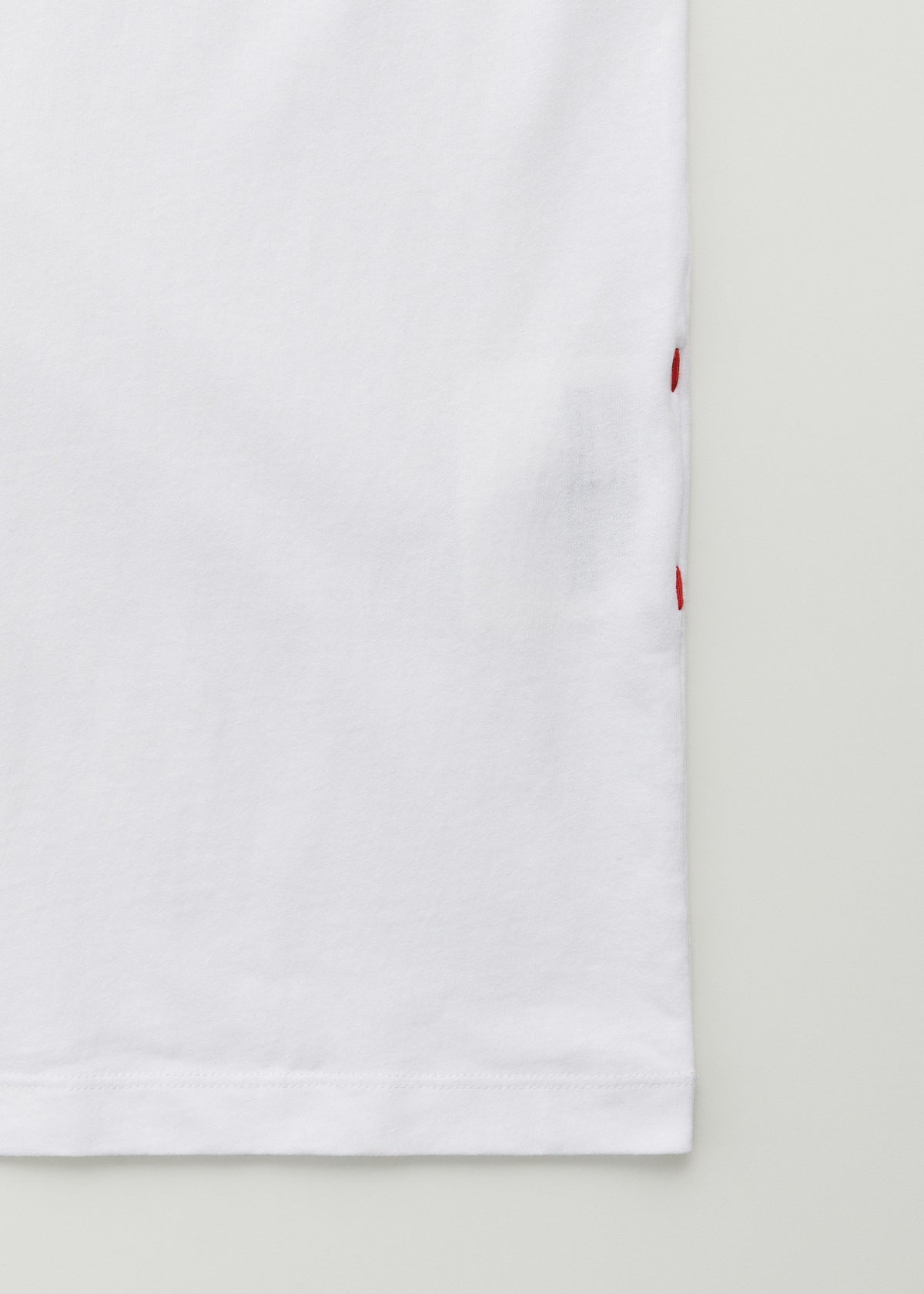 Classic circular tee | White T-shirt aiayu