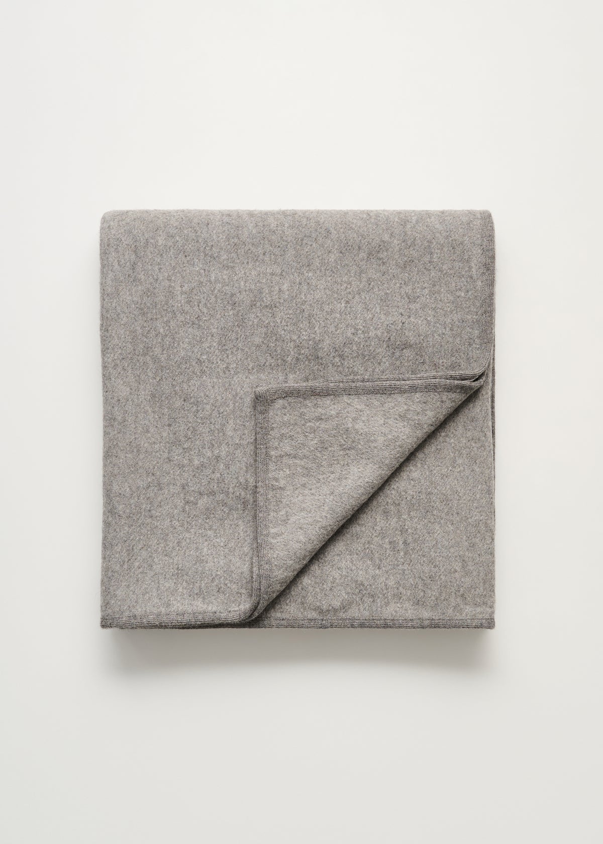 Edvin wool throw | Pure grey Throw aiayu