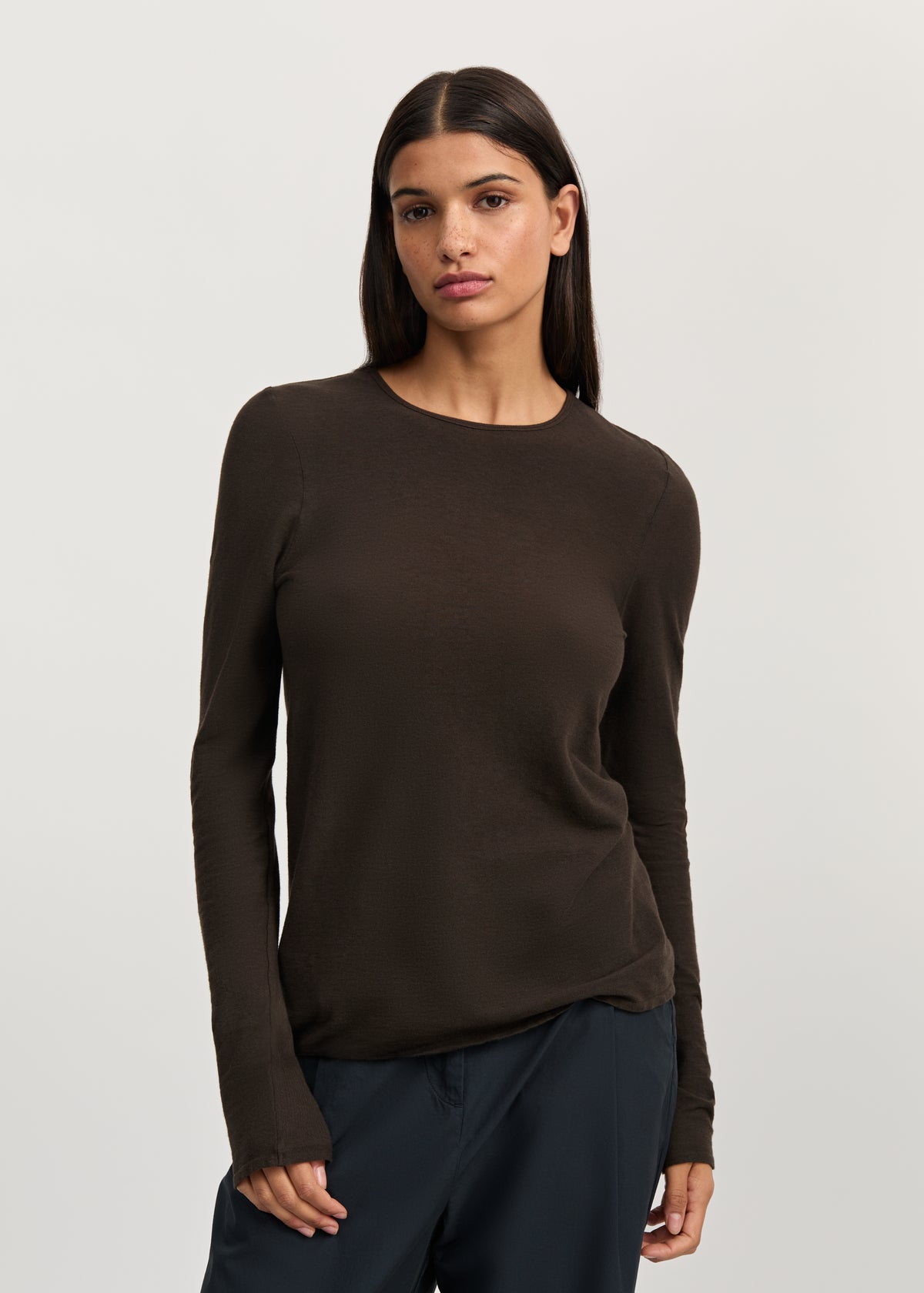 Gentle long sleeve – cotton cashmere blend | Dark brown Blouse aiayu
