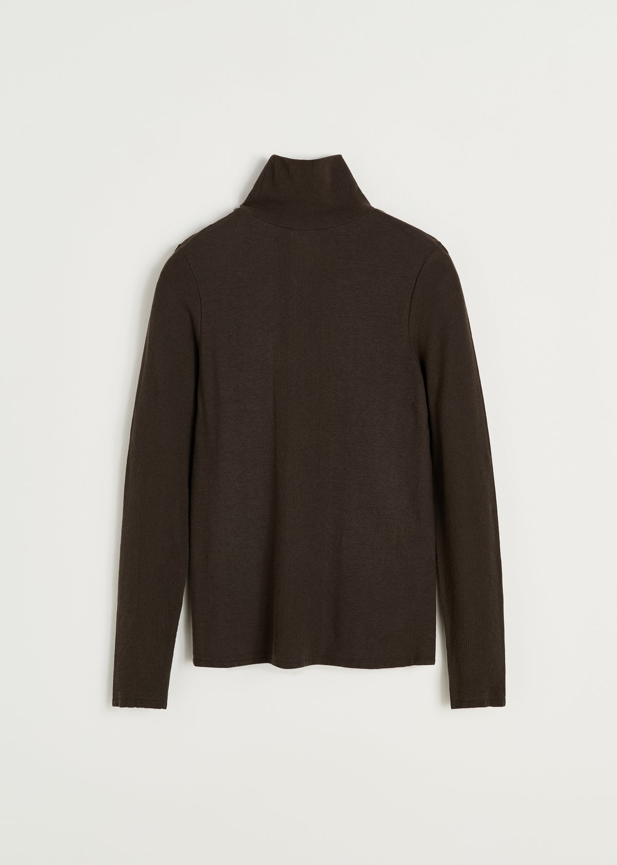 Gentle turtleneck – cotton cashmere blend | Dark brown Blouse aiayu