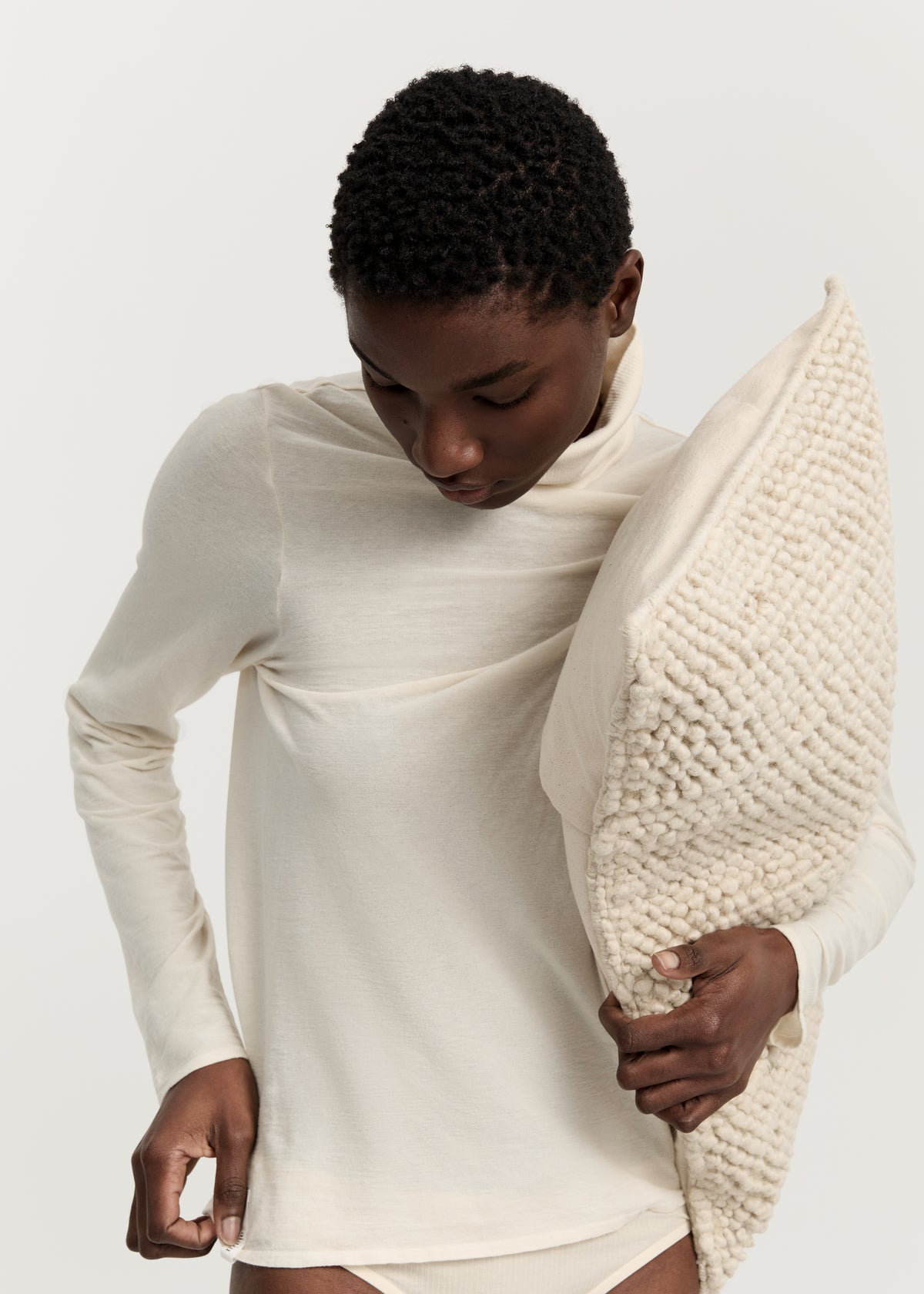 Idras wool pillow - 40x60 | Pure ecru Pillow eiayu.com