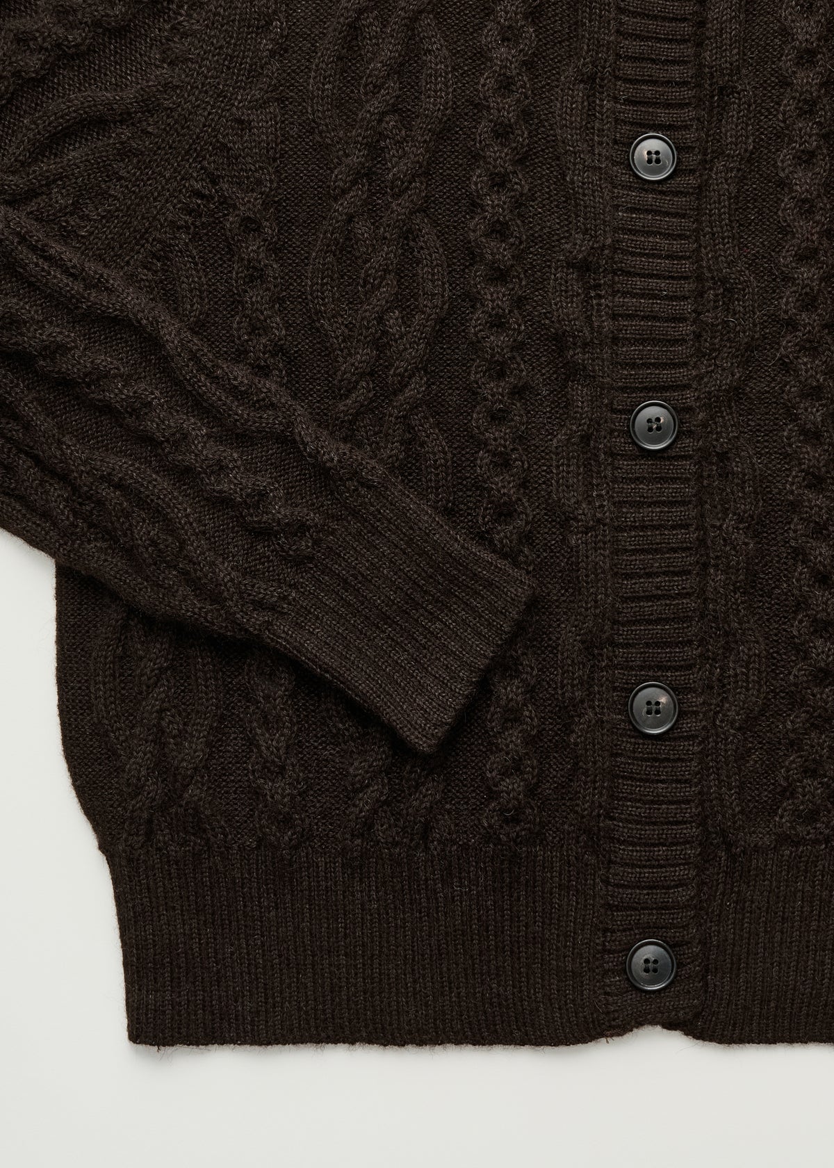 Pala cardigan – llama | Pure dark brown Cardigan aiayu