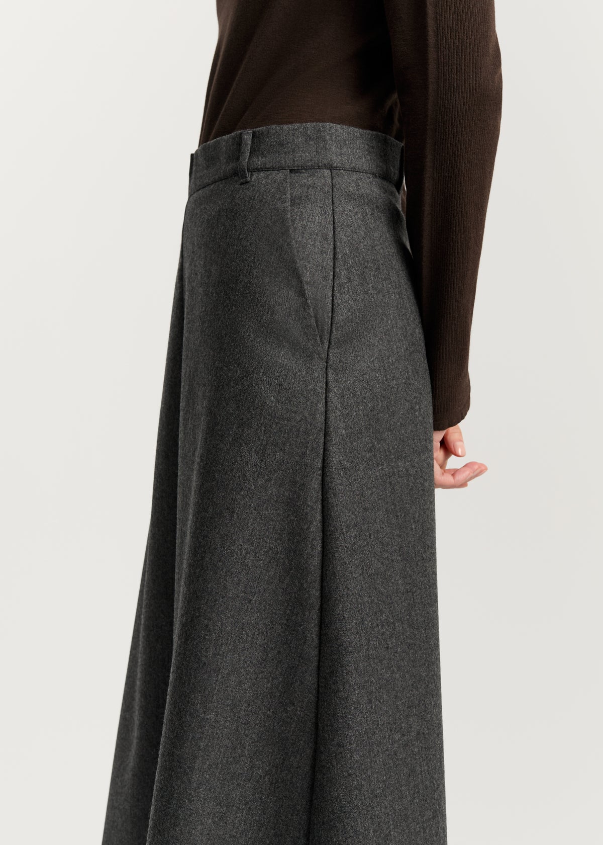 Stella skirt – fine wool | Dark Grey Skirt aiayu