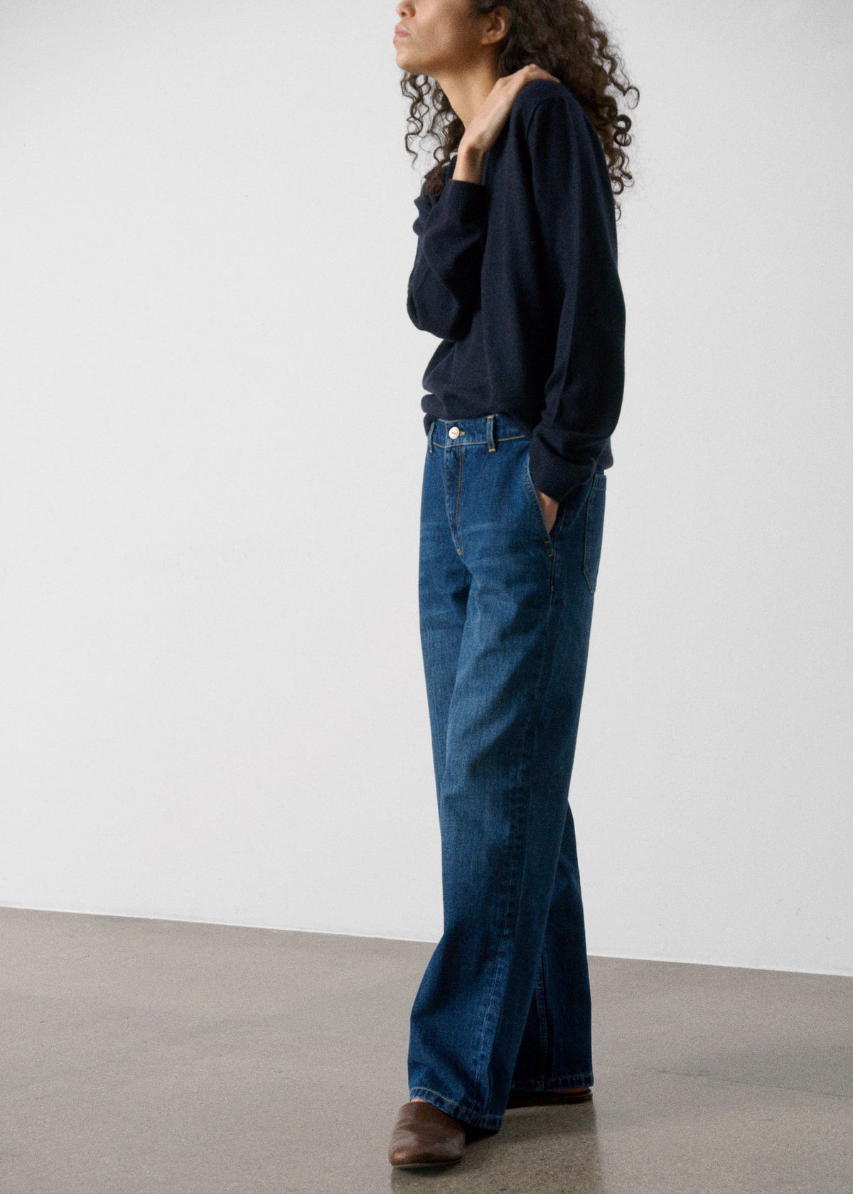 Carlo midwaist wide jeans | Worn blue Jeans aiayu