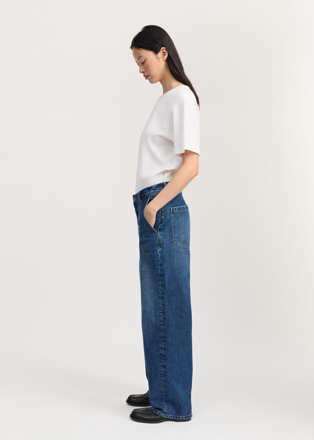 Carlo midwaist wide jeans | Worn blue Jeans aiayu