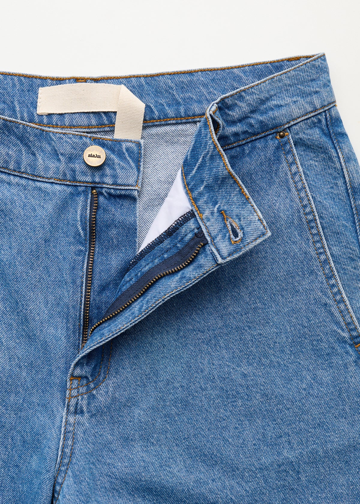 Carlo midwaist wide jeans | Clear blue Jeans aiayu