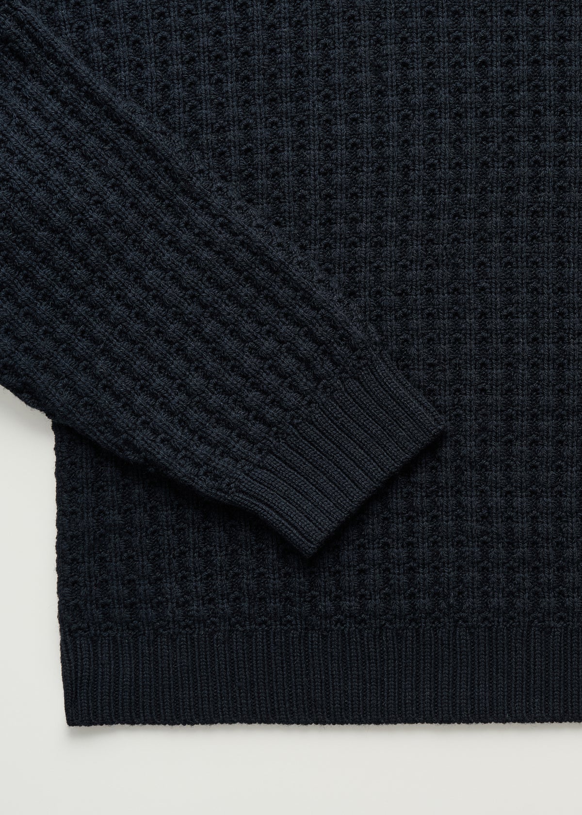 Eamon sweater – highland wool | Black navy Sweater aiayu