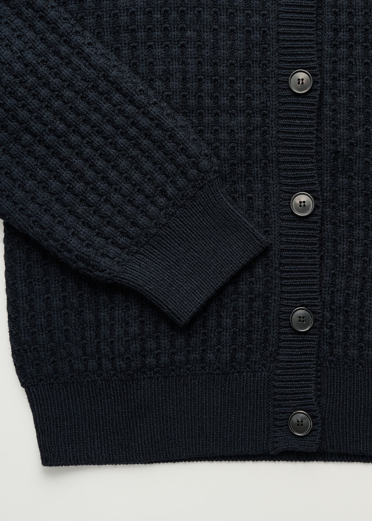 Elan cardigan – highland wool | Black navy Cardigan aiayu