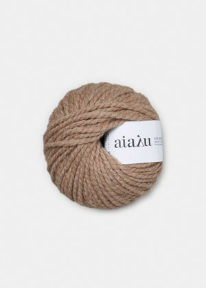 Handknit yarn mechera | Pure caramel Handknit Yarn aiayu