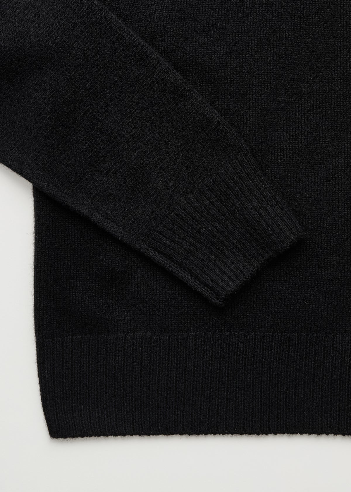 Inga sweater – cashmere | Black Sweater aiayu