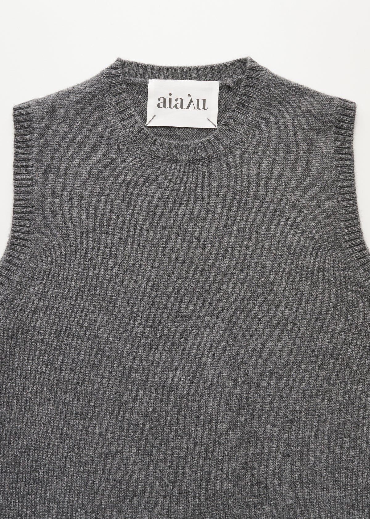 Ingeborg vest – cashmere | Stormy Vest aiayu