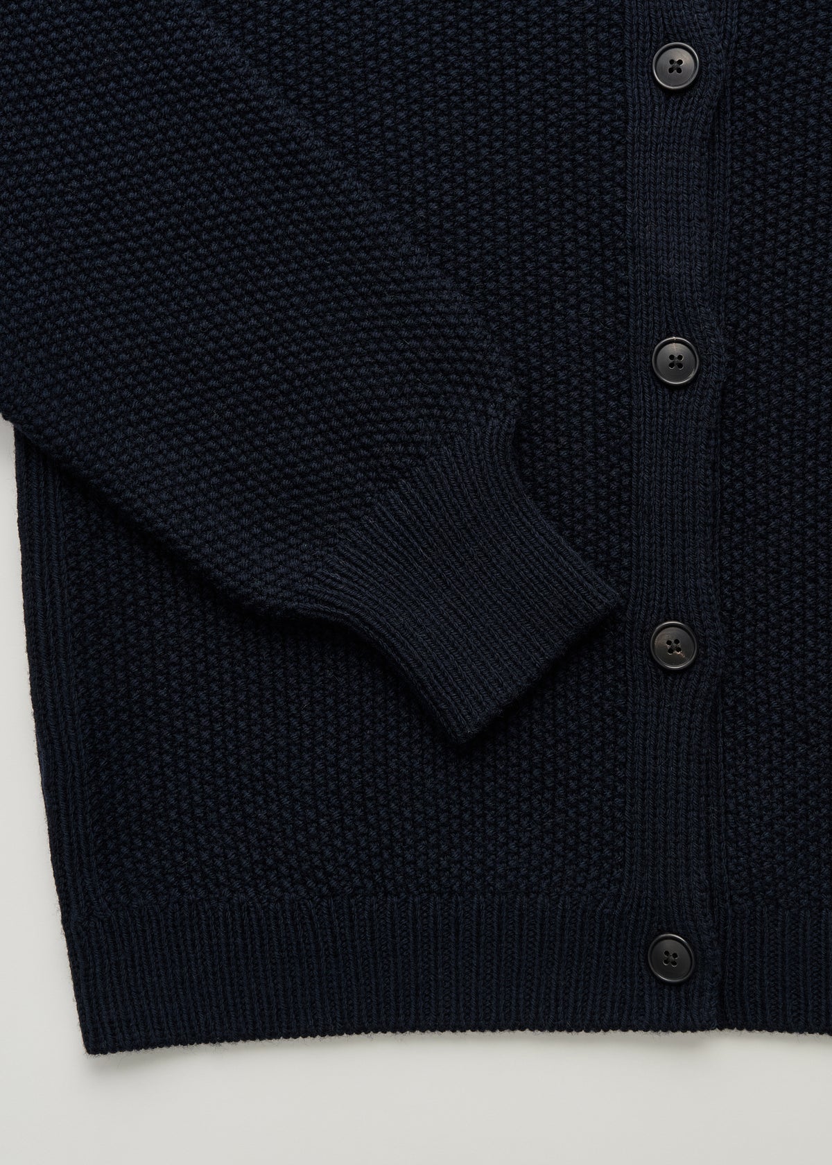 Irena cardigan - highland wool | Black navy Cardigan aiayu
