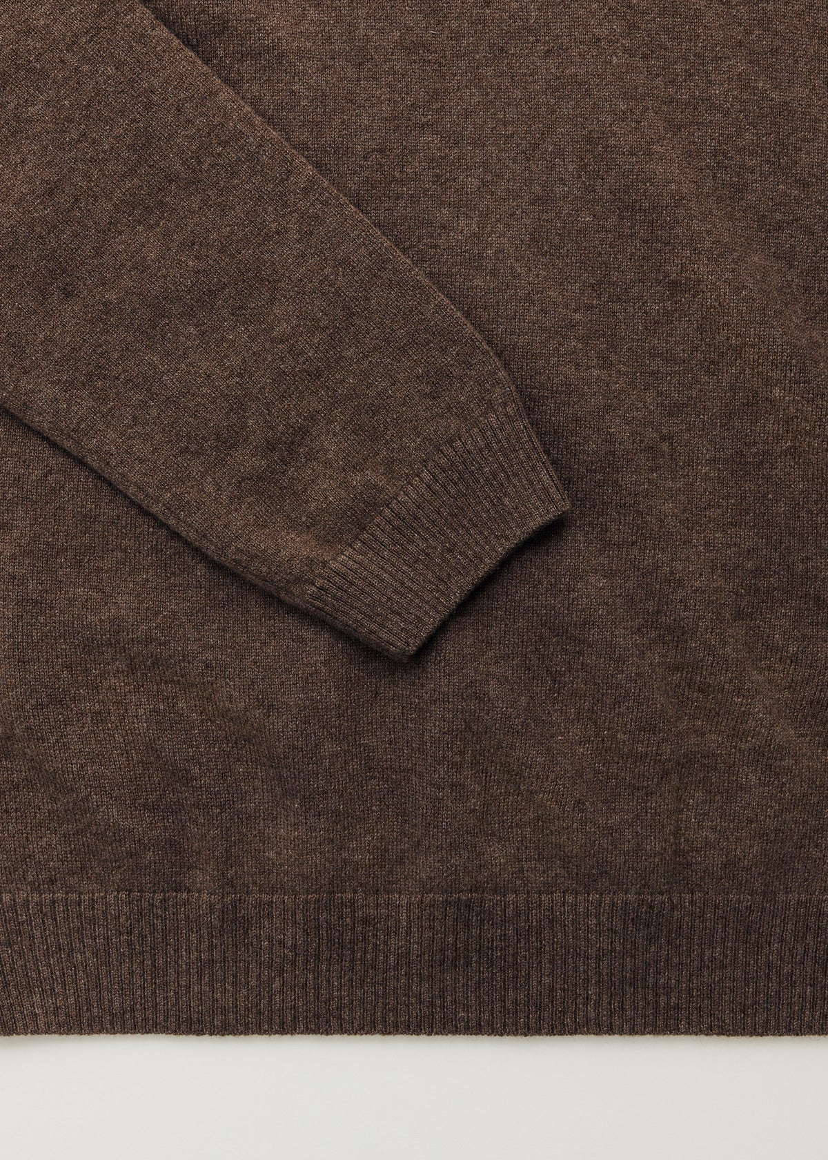 Leonardo sweater – cashmere | Pure dark brown Sweater aiayu