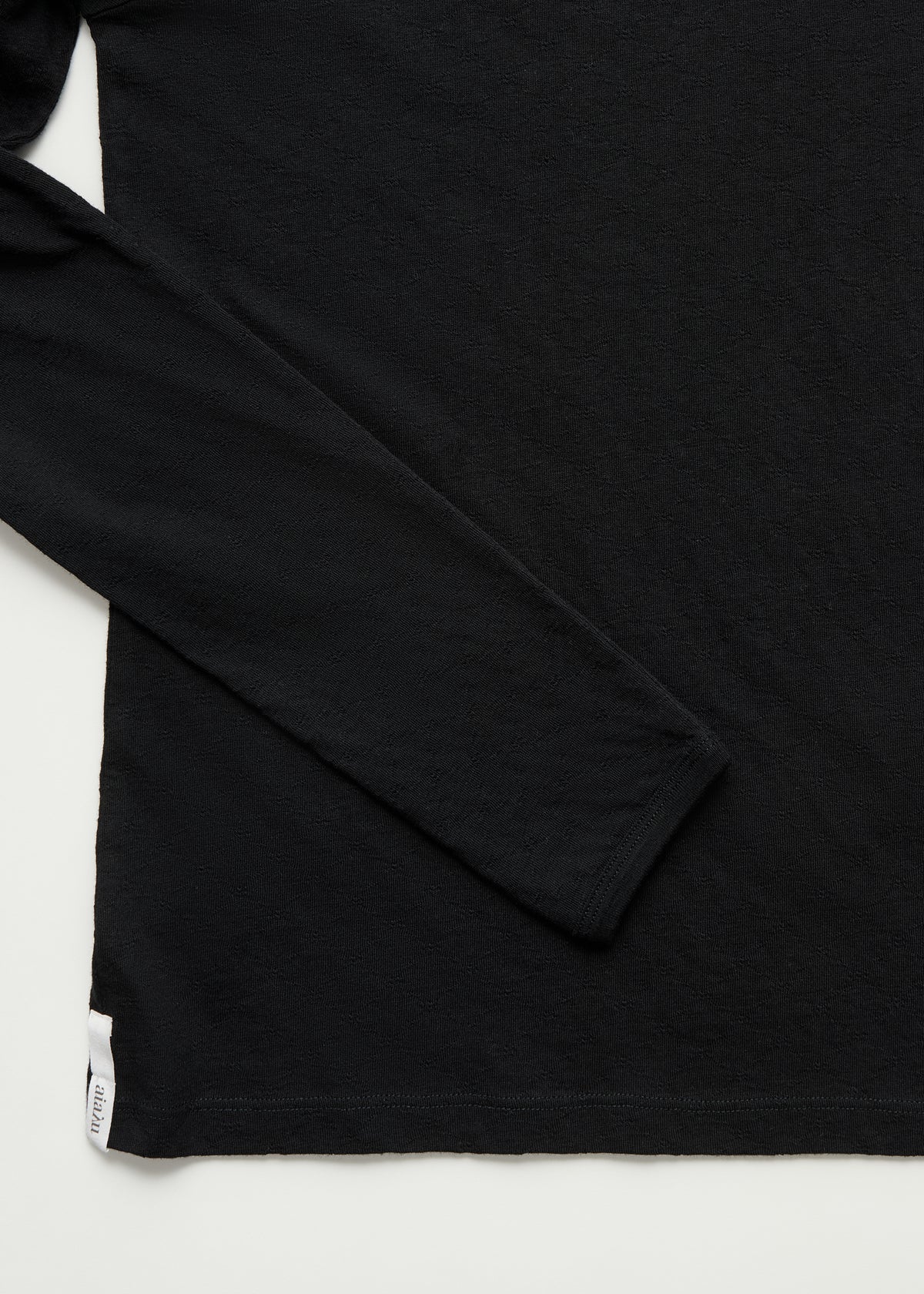 Messhu long sleeve | Black T-shirt aiayu