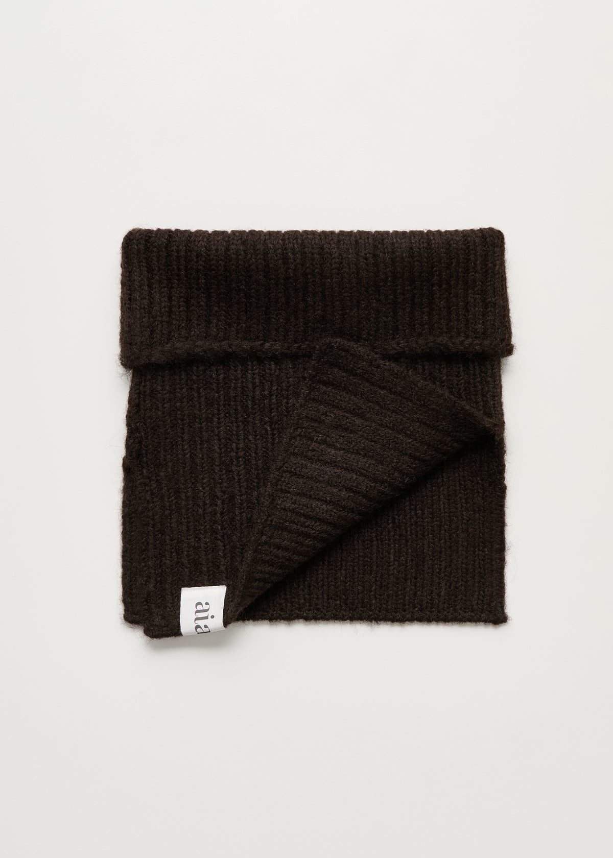 Nellie neck warmer – llama | Pure chocolate Scarf aiayu