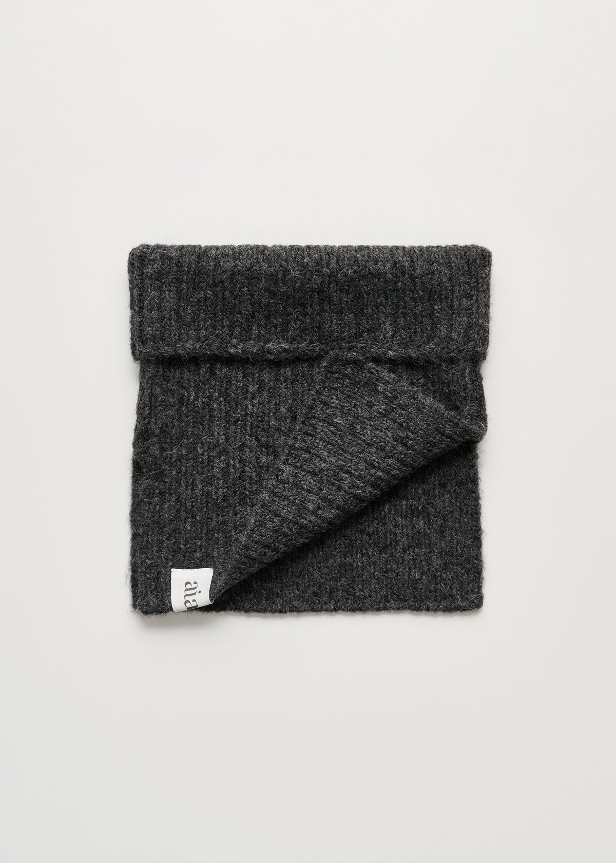 Nellie neck warmer | Pure Dark Grey Scarf aiayu