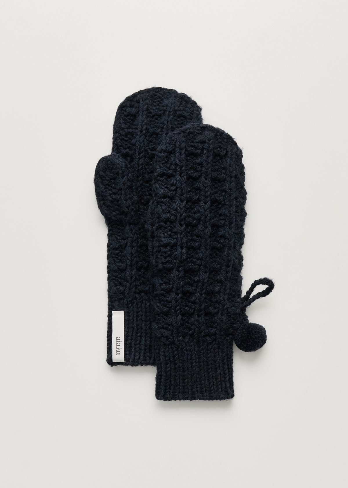 Oponi mittens – highland wool | Black navy Mittens aiayu