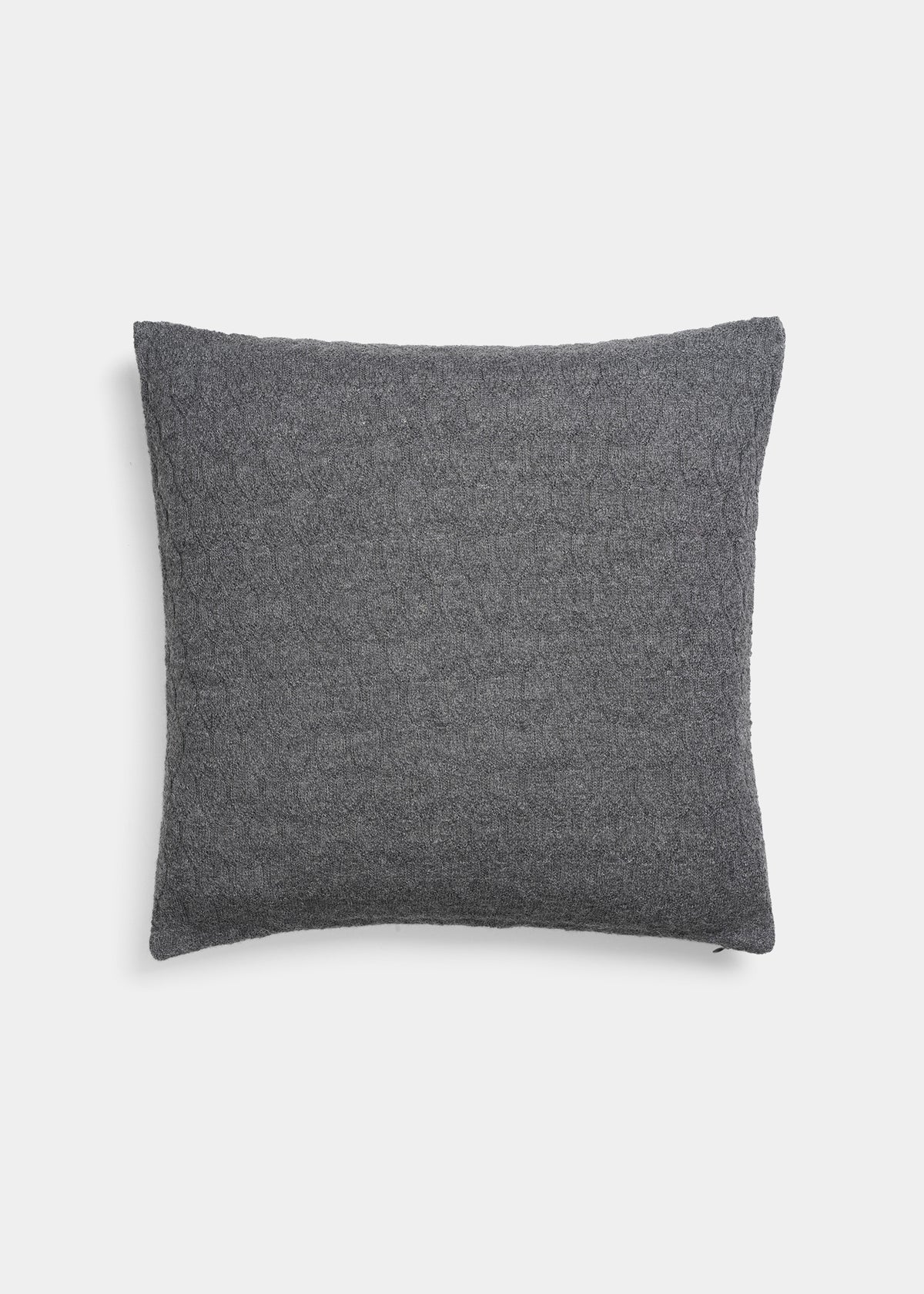 Raul llama wool pillow - 50x50 | Stormy eiayu.com