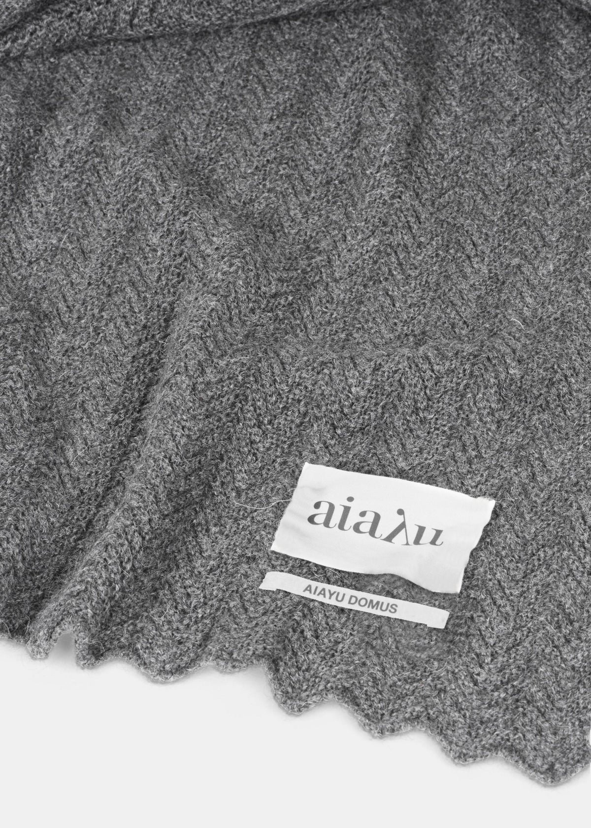 Hollie classic throw - 130x160 | Stormy Throw aiayu